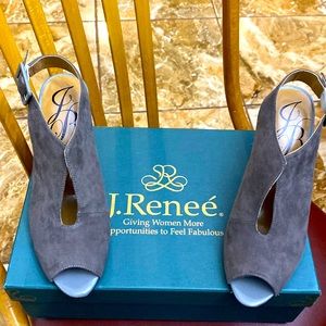 Another lovely pair of J. Renee’ woman shoes
